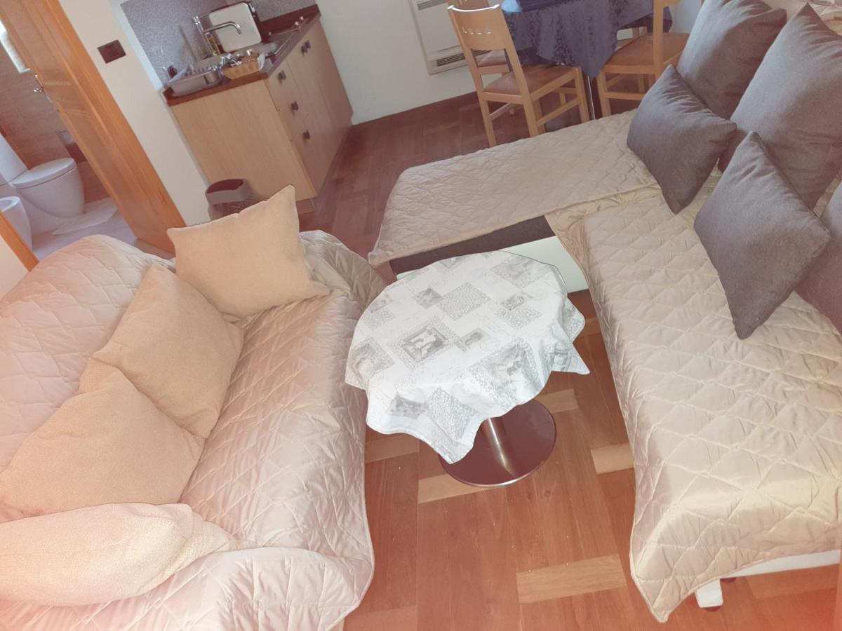 Smartno Apartmaji Sobe Josko Exterior foto